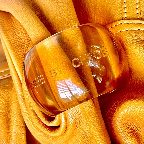 See By Chloe Ring Around Lambskin Bag w/ Star Keychain 2009 - Picture 5 of 7